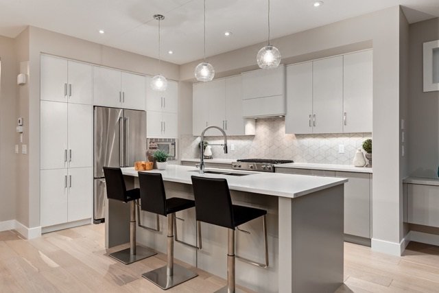 ClassicKitCab's tweet image. Check out Urban Renewal Group's new 7 Ave duplex, with cabinetry by Classic! facebook.com/media/set/?set…