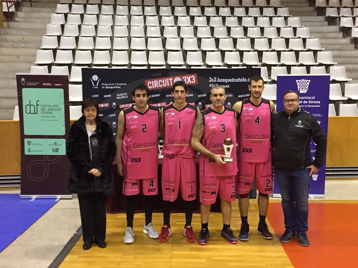 PedroCuesta14's tweet photo. Subcampeones del 3x3Girona después de una final muy condicionada por los tiros libres https://t.co/CuTc3WDeuR nos rendimos y el próximo un pasito más!!! @SercotelSports @sercotelhoteles @EspinBasketball https://t.co/5Oeei7cdbl