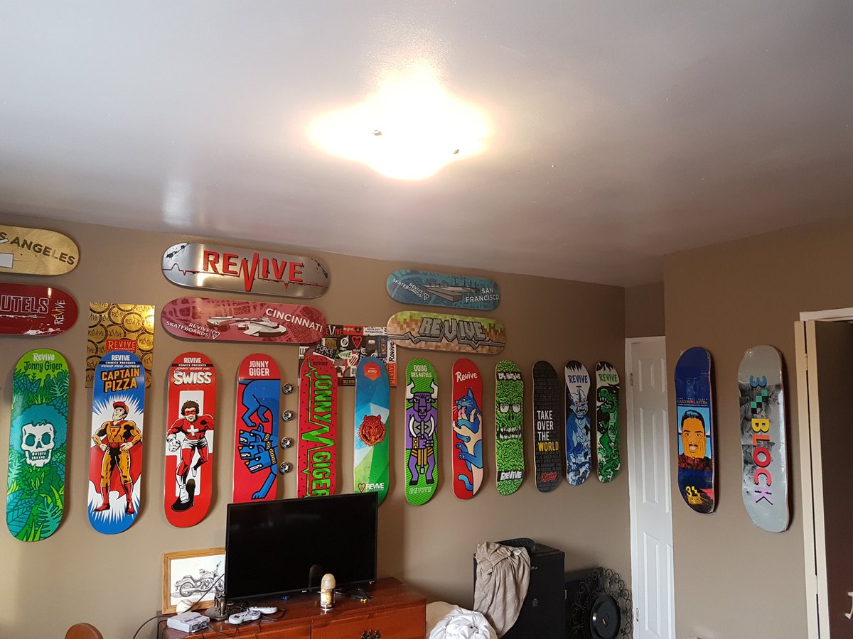 333Pugs's tweet photo. Found room for last few decks. https://t.co/hu8uVweMP0