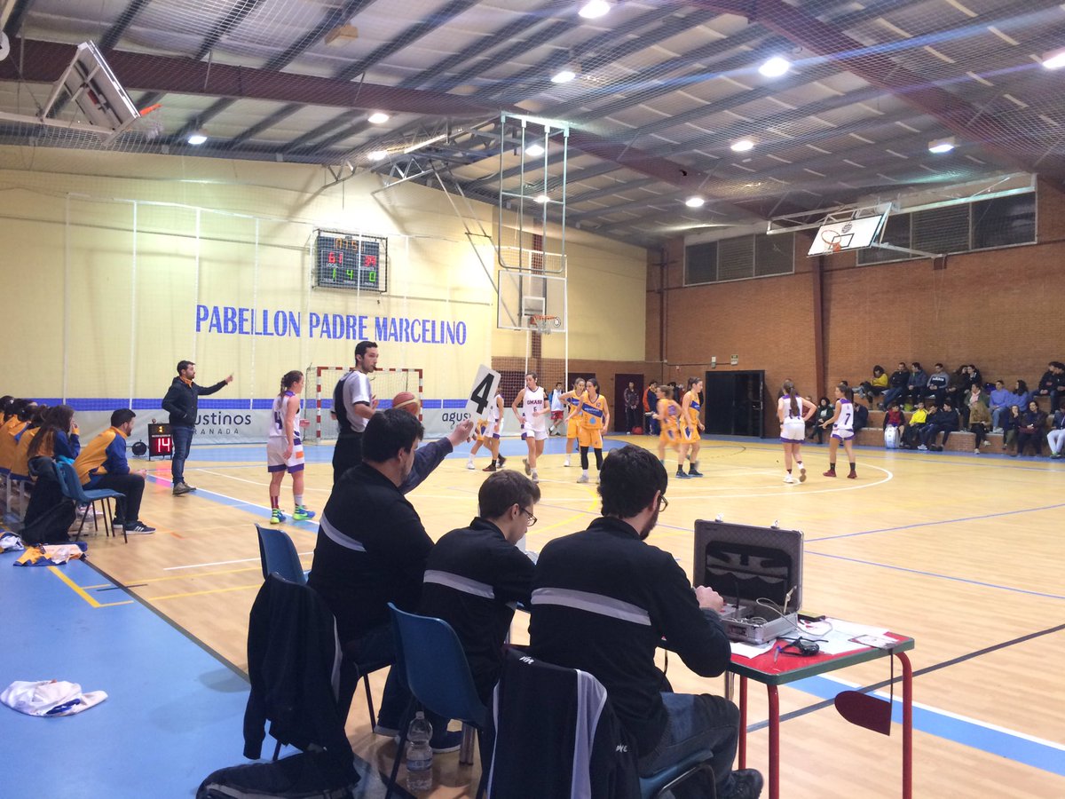 Final del partido en el Padre Marcelino!!
Agustinos Dropartist 69-54 <a href="/GMASB_/">Granada + Baloncesto</a> 
#Victoria #ADNagustino