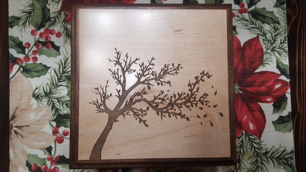 SSquaredCrafts's tweet image. This is two of the four I completed.  It is also made from maple and walnut.