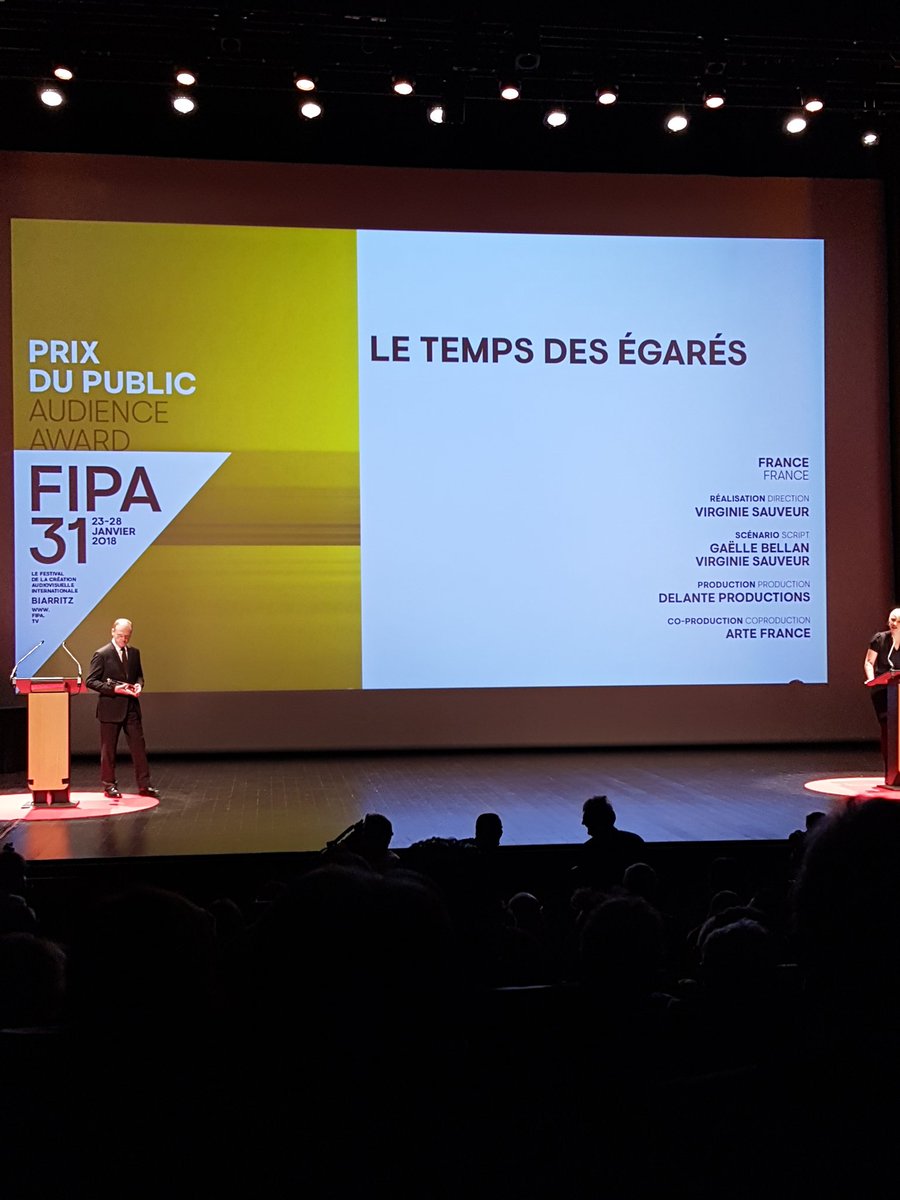 stephane_scam's tweet photo. #FIPA2018 prix du public à Virginie Sauveur pour Le Temps des égarés https://t.co/qqSjDG3Mil