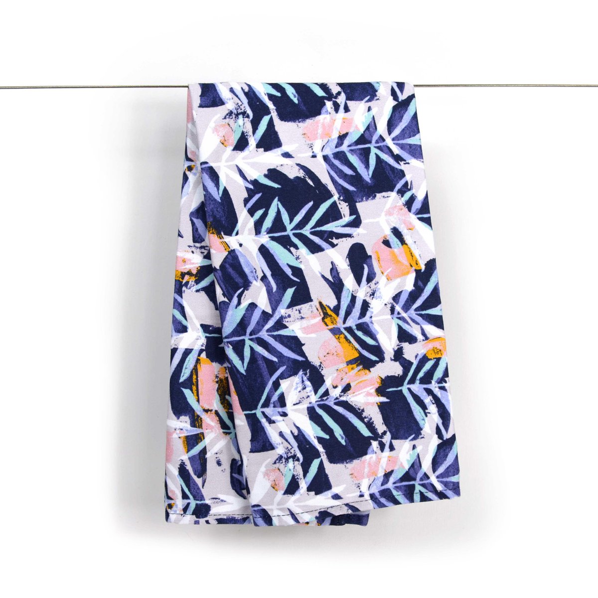 LDonovanDesign's tweet image. 🌿With spring on the horizon why not brighten up your kitchen with our Rowan print kitchen textile range✌️plus everything on our website is available with free shipping 💌

louisedonovan.co.uk/shop

#SmallBusinessSaturday #wnukrt #shopsmall #shoplocal #womeninbiz #interiordesign