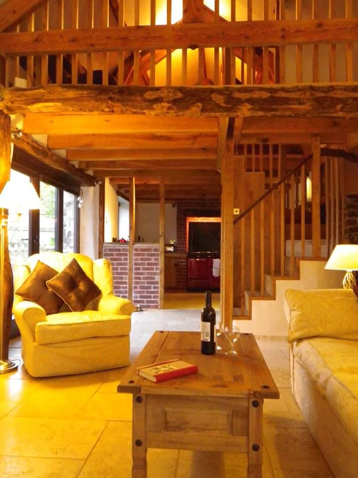 Go check out <a href="/WebberHillFarm/">Webber Hill Farm</a> - they have some great dog friendly accommodation! AND they're on our dog friendly directory 🐶🐶🐶

#dogfriendly #dogfriendlycottage #dogswelcome