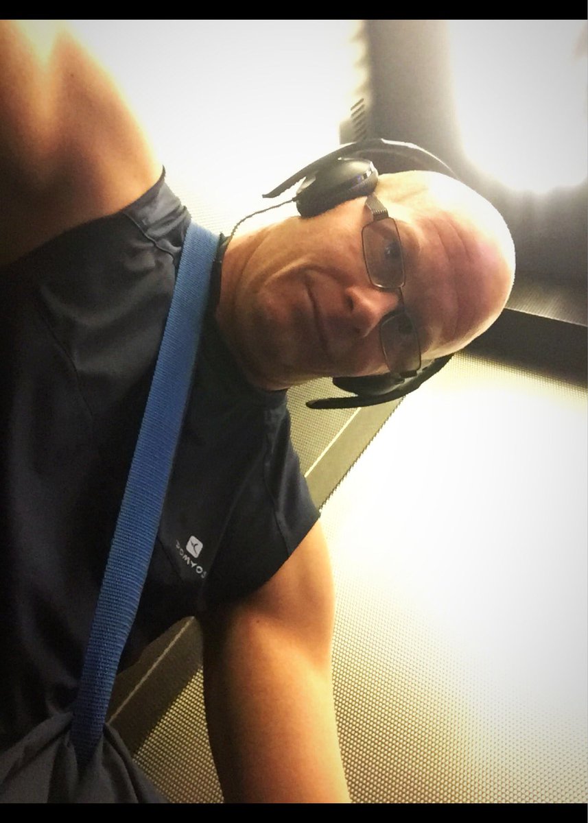 STOMPERDJ's tweet photo. Gym session completed 💪🏻🏋🏻‍♂️👌🏼 https://t.co/9cAHHp0IX1