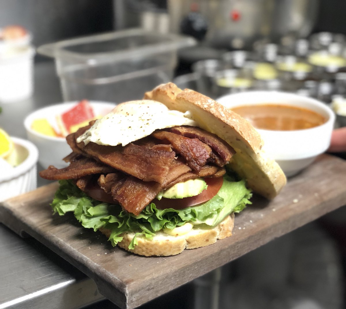 Russell's Cafe tweet media