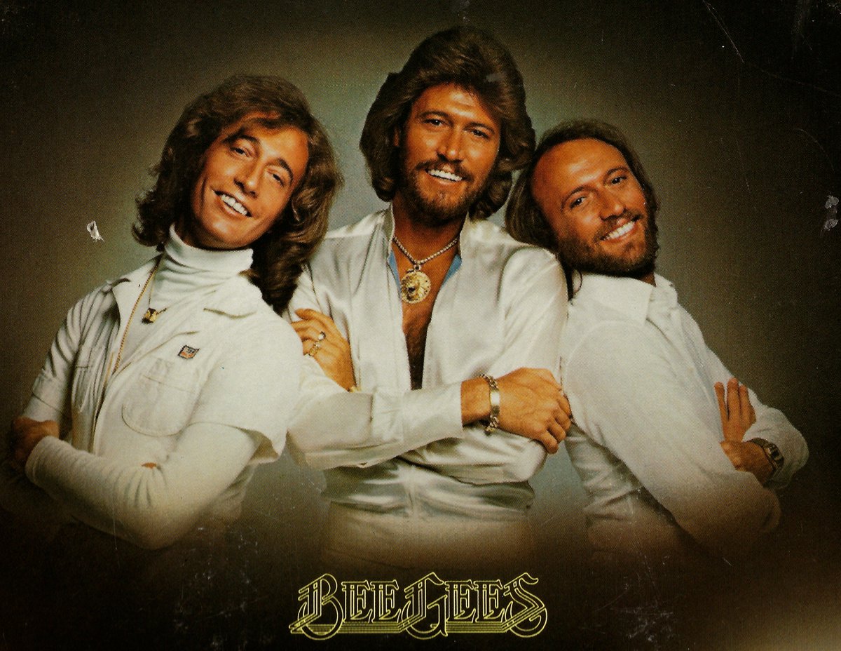 paperboyarchive's tweet photo. When the Brothers Gibb ruled the world. A new blog post:https://t.co/kyyUFhIufi, #discofilms, #saturdaynightfever, @BeeGees, #70sparty https://t.co/pRn4aHNDx2