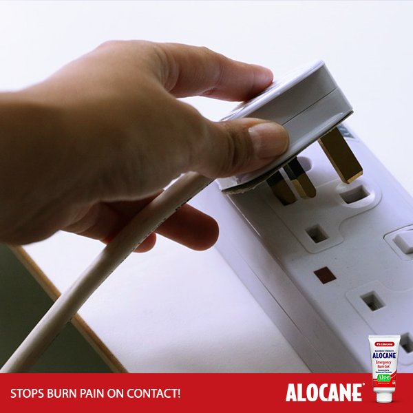 AlocaneGel's tweet photo. Burn safety tip: make sure electric outlets aren't overloaded in order to prevent house fires (and nasty burns). https://t.co/G3xHjtbHaT