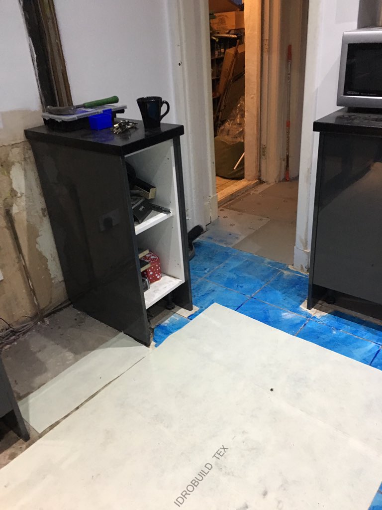 leedstilers's tweet photo. @leedstilers @Andrews_Tiles @mustanglevel_UK @tiletrix @TilemasterTeam @tilemasteradhes @tilemastercraig @BrevetiMontolit 20mm boarded prep #primegrip #tmadhesive #s2 @KerakollUK #crackmatt #thin #tiling #tilingprep #bradfordtiling @ACTiling #yorkshiretiling #tilinganywhere https://t.co/oCn1W6X1G1