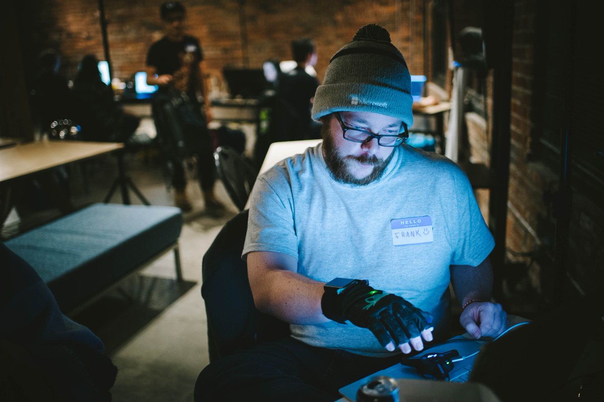 VRVancouver's tweet image. Last night our #GGJVANVR site was happening - so many amazing gameplay ideas, and creative thinking. And now #GGJ18 continues all day! Big thanks to all our mentors and volunteers! 🦌😗✨