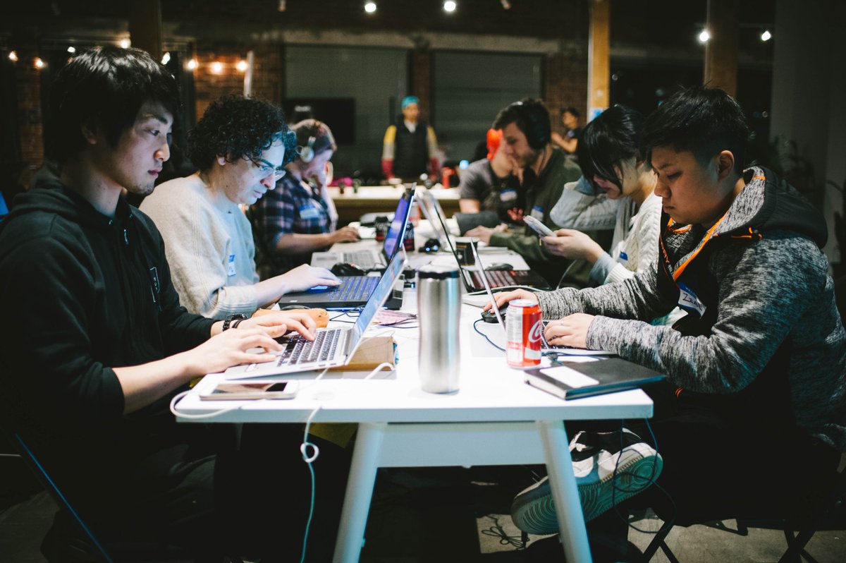 VRVancouver's tweet image. Last night our #GGJVANVR site was happening - so many amazing gameplay ideas, and creative thinking. And now #GGJ18 continues all day! Big thanks to all our mentors and volunteers! 🦌😗✨