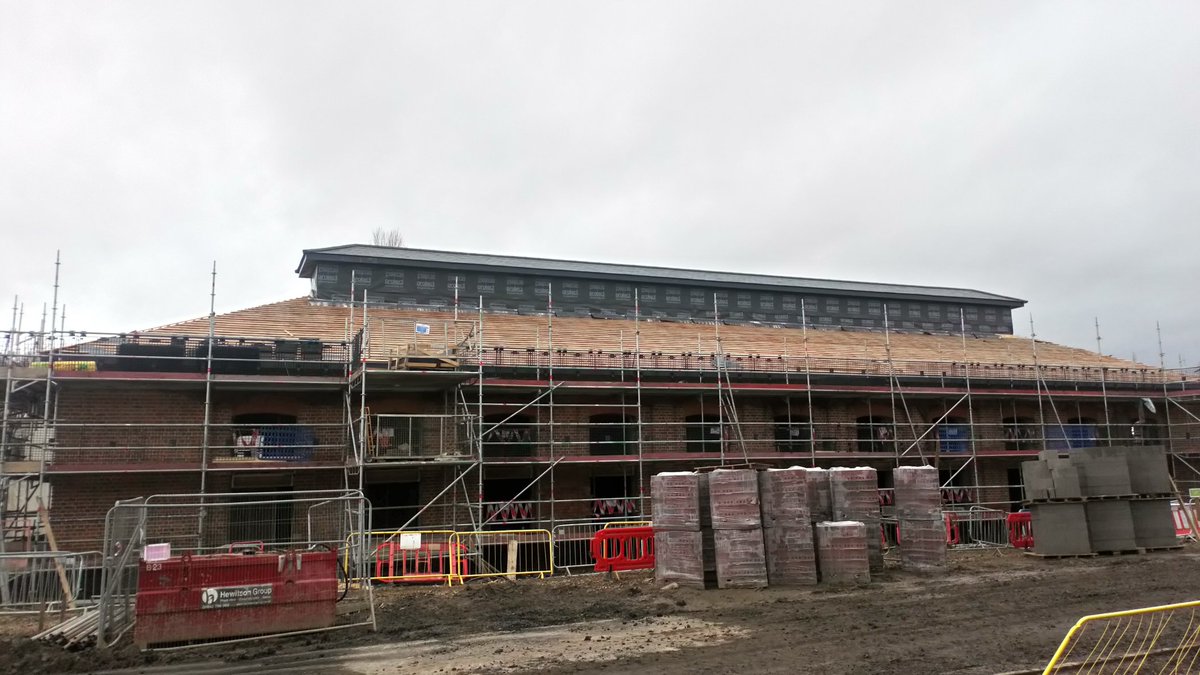 peterelliott43's tweet photo. Engine shed roof progressing top roof completed powder coating louvre to start on Monday great to see this historic building been restored @Tolentplc  @RailwayHousing https://t.co/m21SukDQVh
