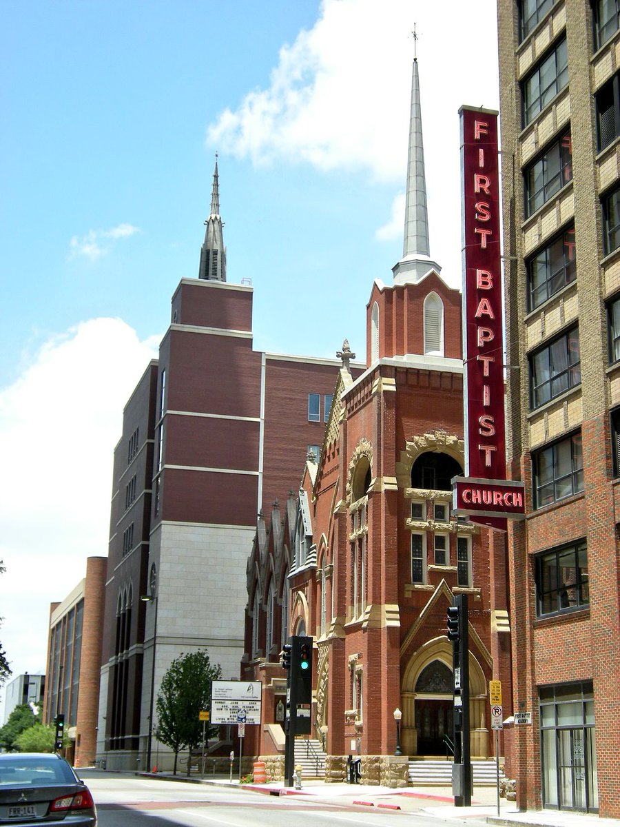 Early Signs of Trouble - A History of  #WhiteSupremacy at First Baptist Church (Dallas). How a  #Dallas church with a history of oppposing civil rights for African Americans formed a long and toxic relationship with the Republican Party.  #maga  #blackconservatives  #BlackTwitter