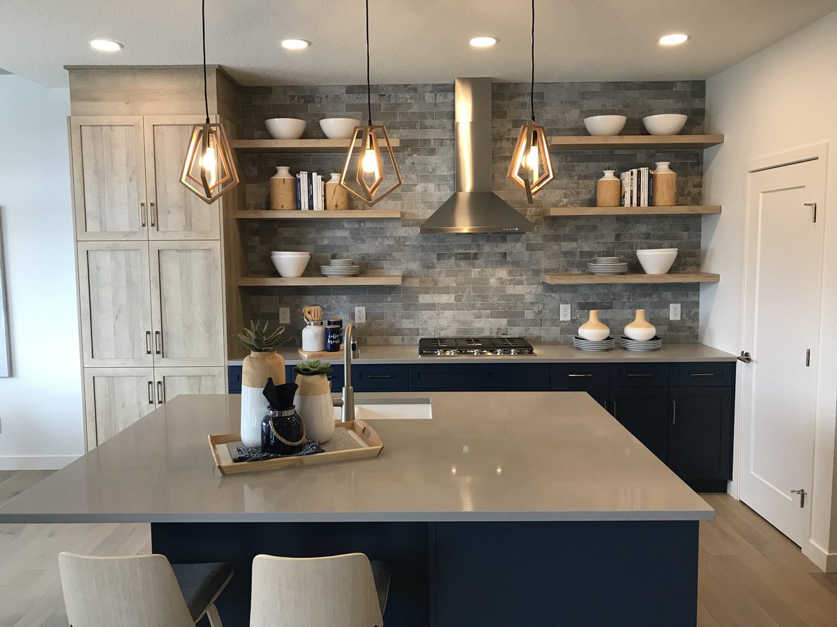 HomesByAviYYC's tweet image. We couldn’t be more excited for our new show homes in King’s Heights, Airdrie. Check out these beauties for yourself this weekend.