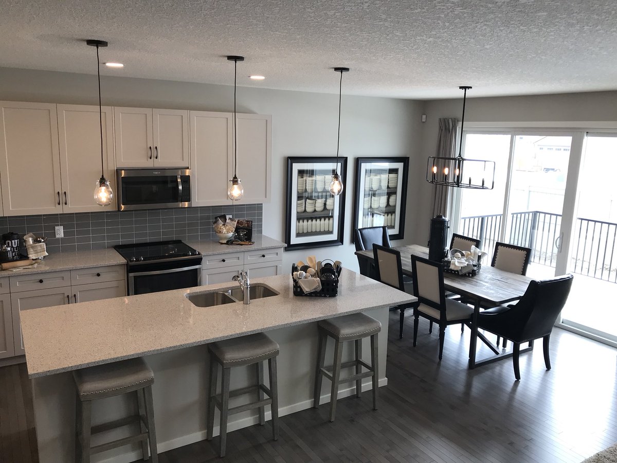 HomesByAviYYC's tweet image. We couldn’t be more excited for our new show homes in King’s Heights, Airdrie. Check out these beauties for yourself this weekend.