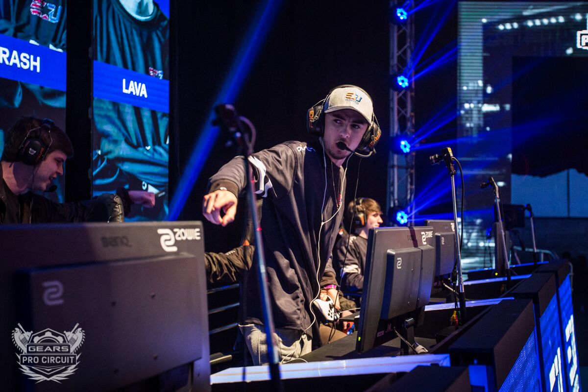 GearsEsports's tweet photo. In Pool D @eUnitedgg secure the top spot with a 7-2, 7-0 victory over @Forsaken_GG_.

Forsaken now hold a 0-2 record with only @WorldBestGaming left to play in Pool D. https://t.co/3MSFvITGzf