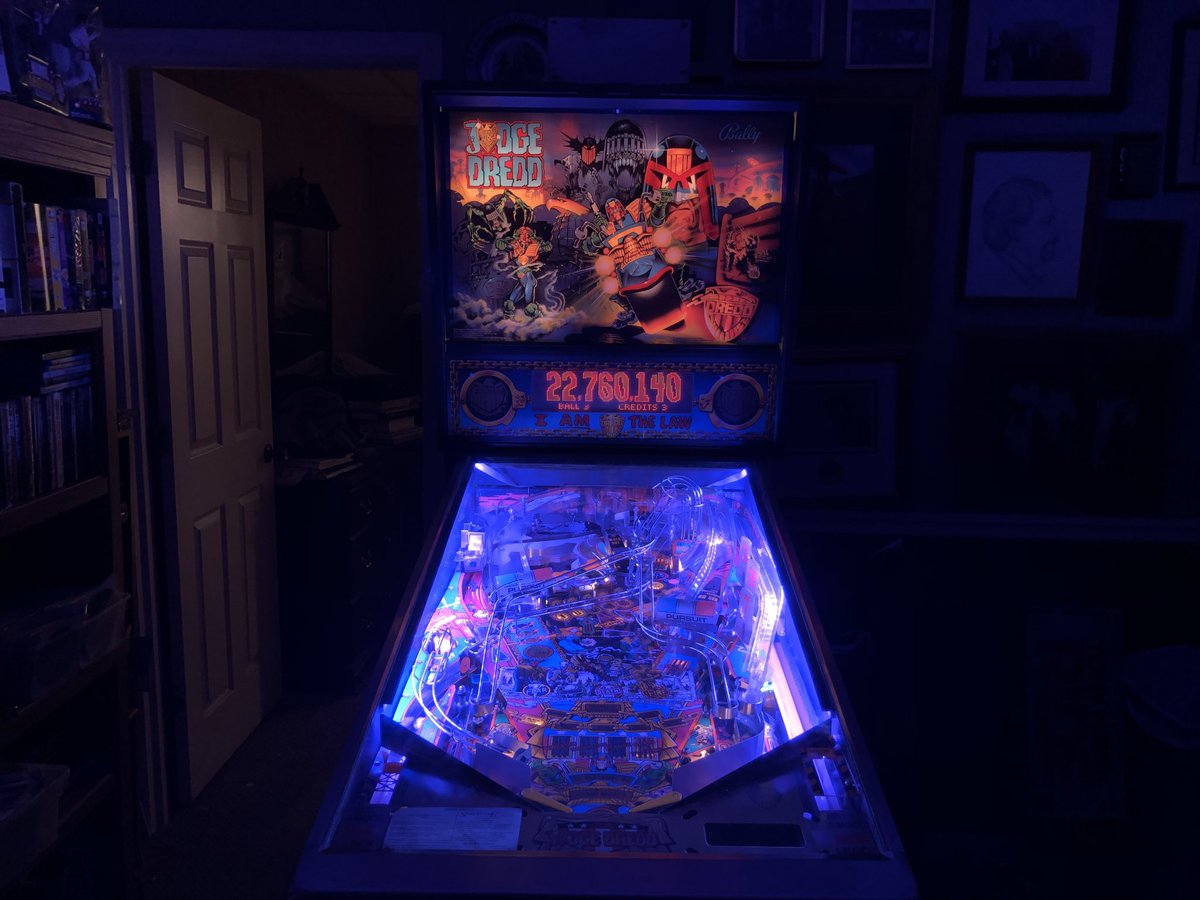 CaptNRetro's tweet image. #pinstadium my Judge Dredd Looks InF’ncredible!