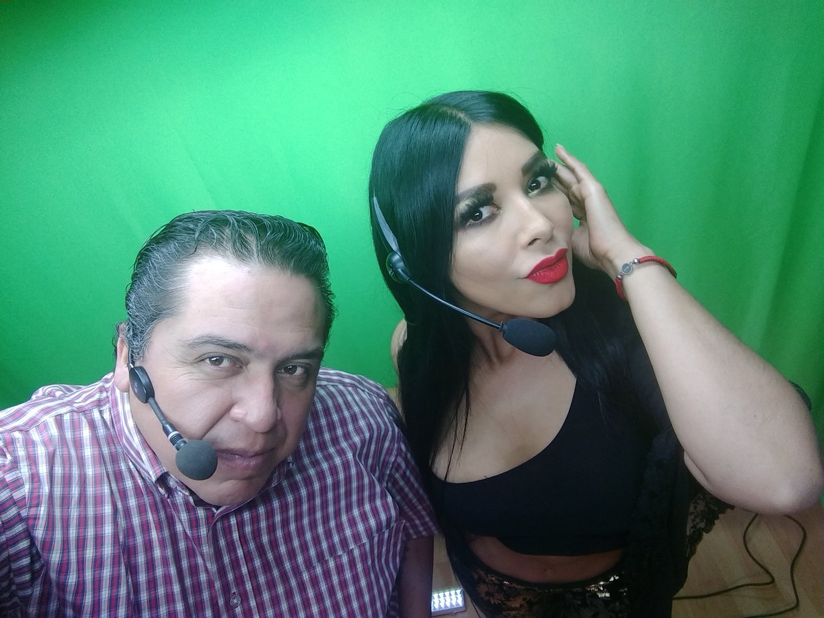 Grabando #LoboTv #LaCaperuza 
Con lo más feroz del mundo grupero
<a href="/lobocid/">Chilo Cid</a>