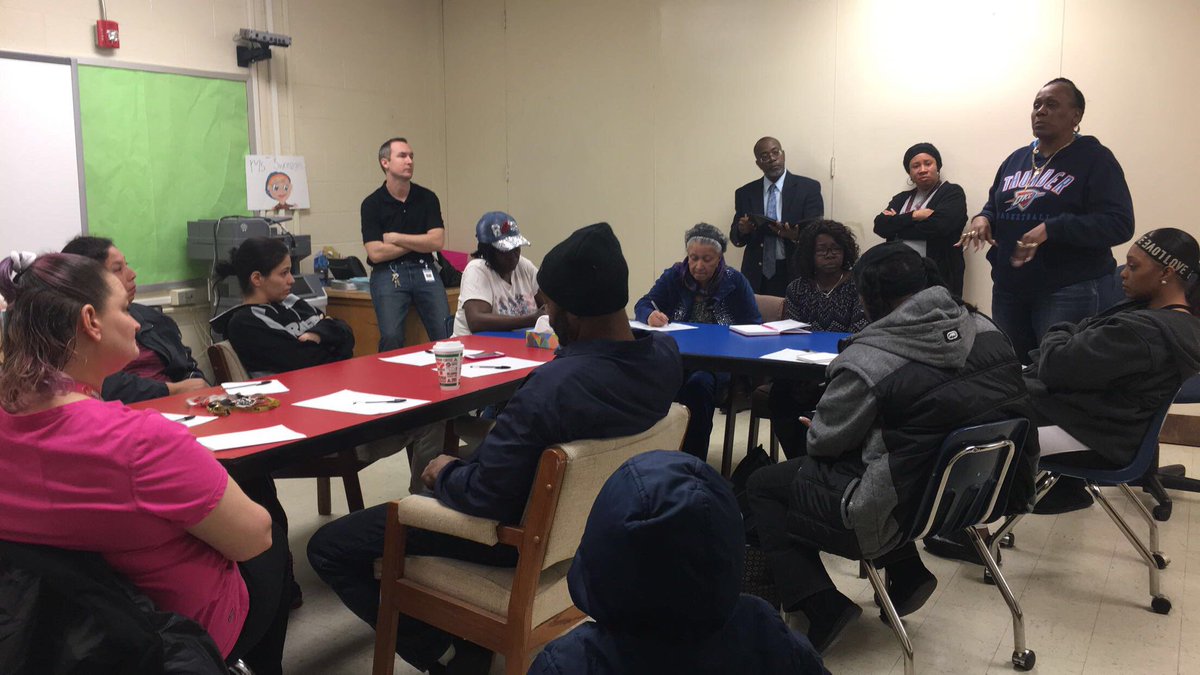 Mr_AJStewart's tweet photo. #CardinalConversation at FD Moon. Parents talking about things that matter. #MOONParentsRock #FDMoon https://t.co/1QIdoABgb9