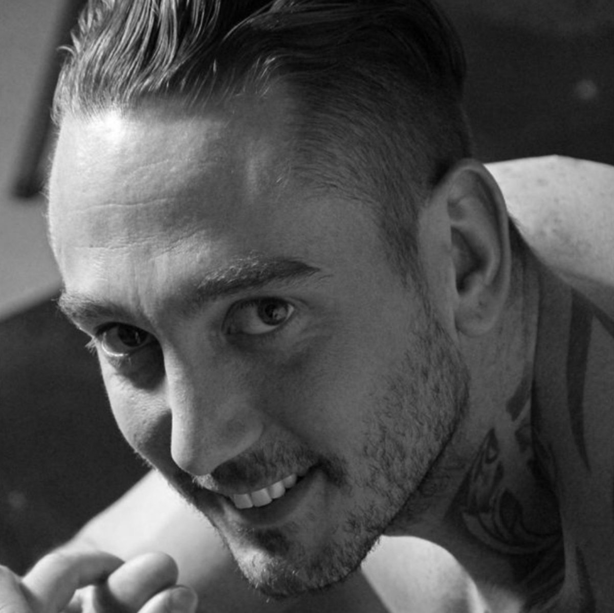 nathlowe001's tweet photo. #NewProfilePic https://t.co/J31vHcEn0I