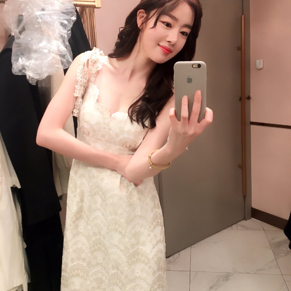 Secret_BR's tweet photo. [#SUNSTAGRAM] 27.01.18 shh_daily

"💋" https://t.co/C96AHx8yf3