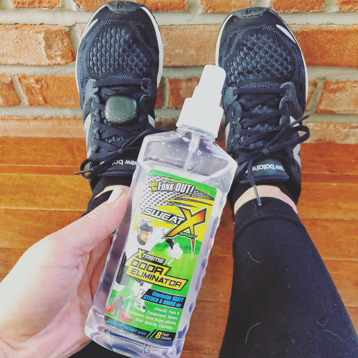 medvm07's tweet photo. Todayโs 16 miler ended with tons of @SWEATXSPORT odor Eliminator Spray AND laundry detergent for sure!!! Check them out & use code BibRave15 for 15% off at check out, youโll thank me ๐ #bibravepro #sweatx #xtheodor https://t.co/ceHVabA37q