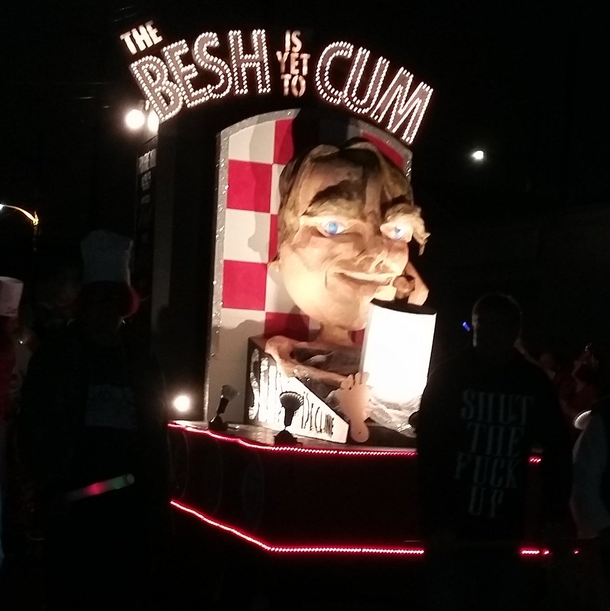 RachaelBooks's tweet photo. #KreweduVieux went after #JohnBesh pretty hard tonight
@KreweduVieux #NewOrleans #MardiGras2018 https://t.co/yWi0EcLN5n