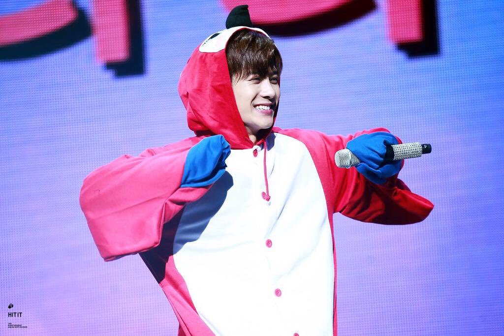 GOT7_pics_'s tweet photo. [✿] –Jackson
#TwitterBestFandom #TeamGOT7 https://t.co/dpn5nzHVnU