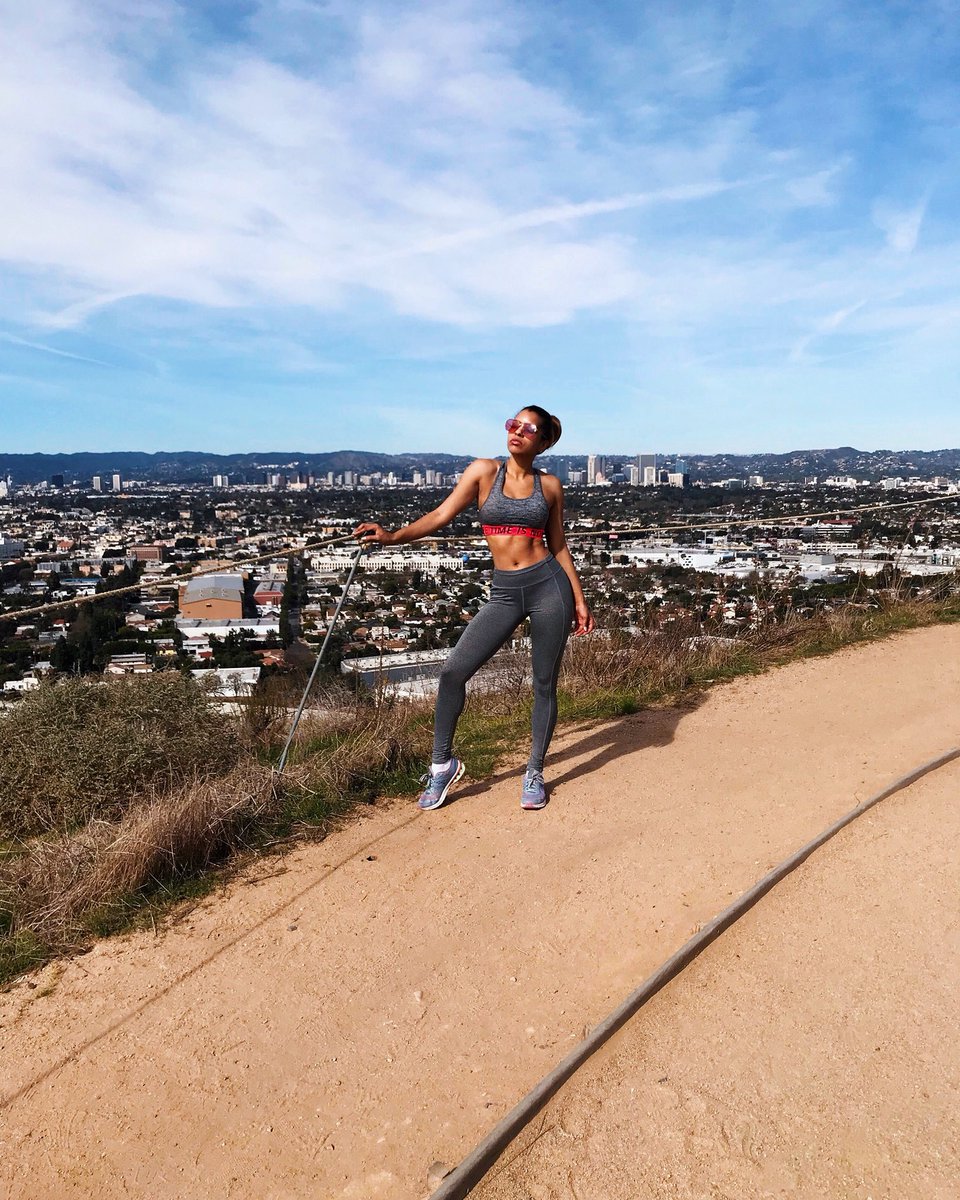 LovelyChrisJane's tweet photo. The best views come after the hardest climbs 🌄 #GetinItIn #CulverCityStairs https://t.co/SHNgVa17n8