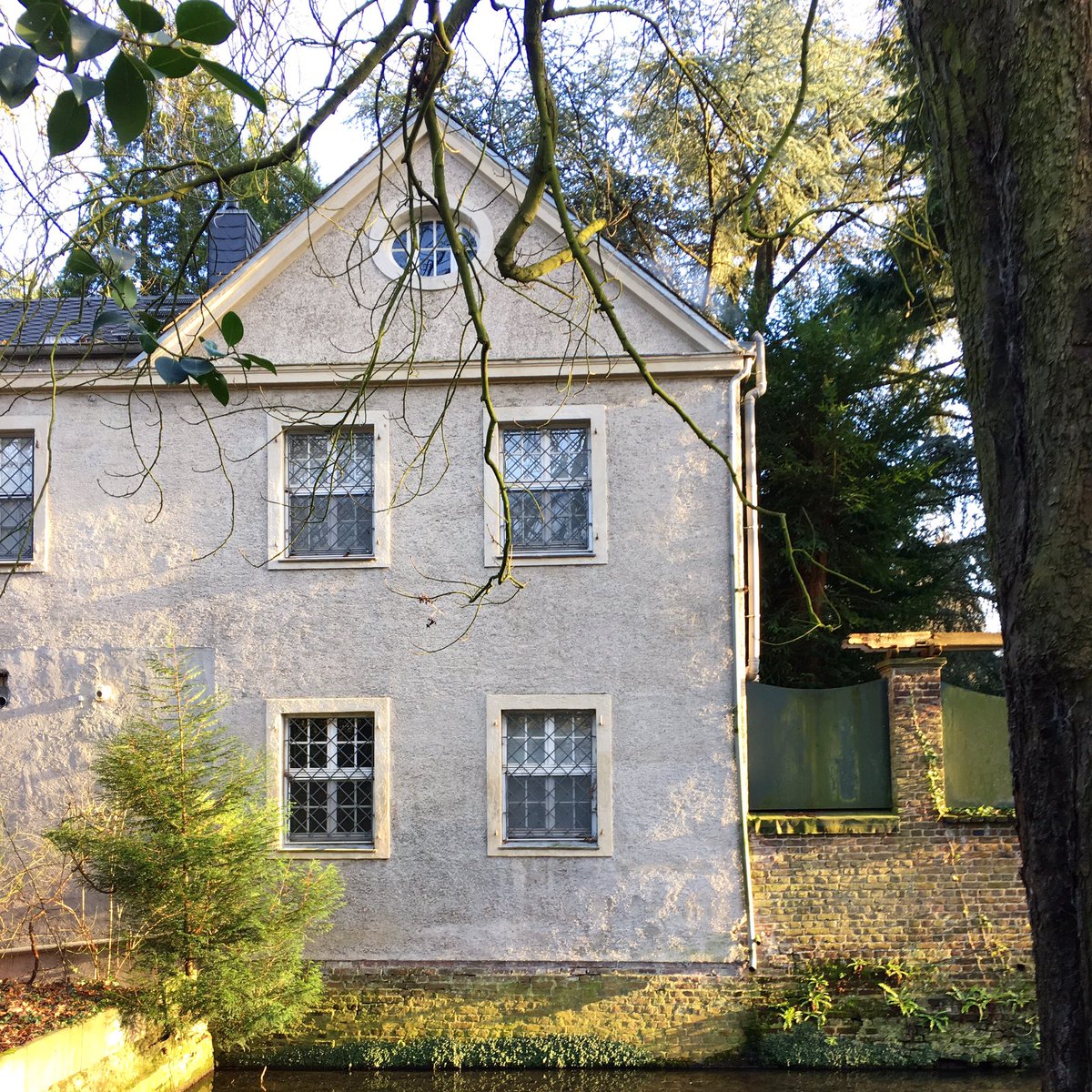 Haus am Bresgespark, Zoppenbroich 🏡 #mg_anders_sehen #Mönchengladbach #nature