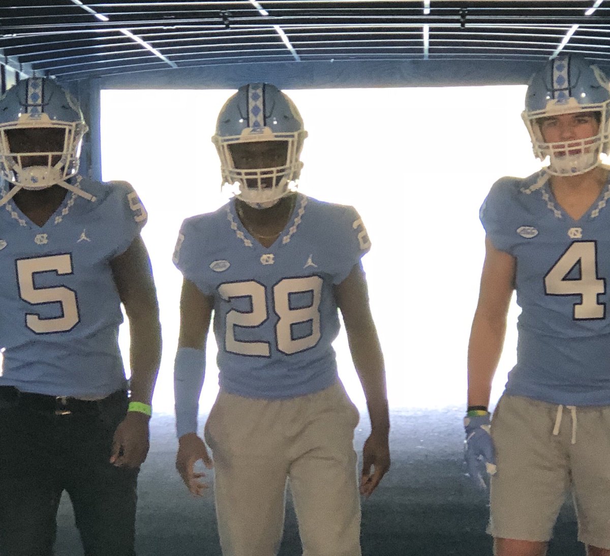 GldLionFootball's tweet photo. UNC JR Day @_JScott5 @Dodavis28 @J_hollifield24 https://t.co/THRXKwNwpQ