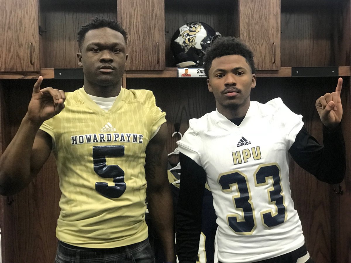 ttg_zay's tweet photo. FAMILY💯💯
#StingEmHPU https://t.co/2IG742r796