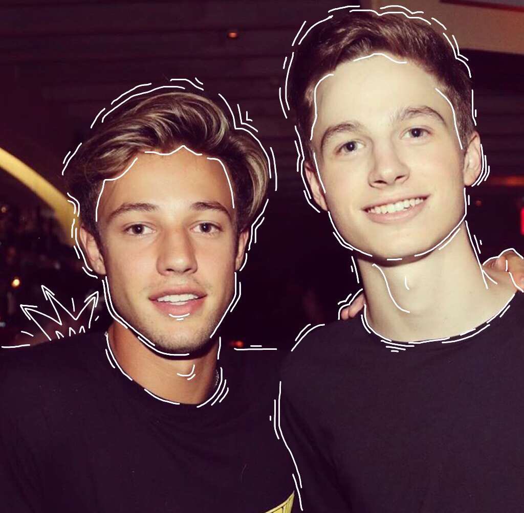 Cdallas92's tweet photo. Made this ages ago, I know it’s pretty basic but it was my first attempt @finnegannyc @camerondallas @TheGinaBina77 #CamFanArt ❤️❤️ https://t.co/g9KUvcwDK8