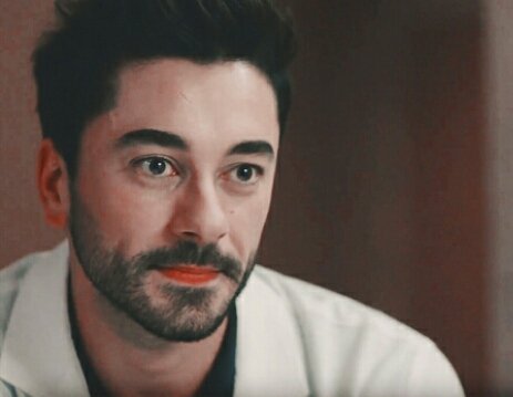roro_4477s's tweet photo. Gülümsemeniz gökyüzünün güzelliği gibidir ve yağmurludur

 AsafMisali GökhanAlkan https://t.co/Q2YEiGan42