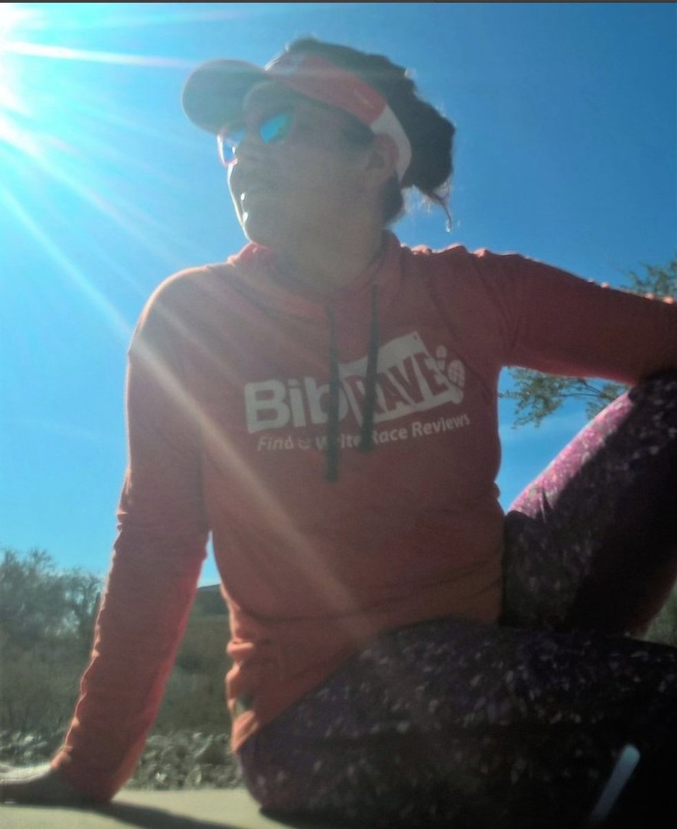 featherpress's tweet photo. 6.5 beautiful sunshine miles. I hit dismiss on my 4 am alarm and didn't feel bad cause I got to run in this sun and get some hills in. Happy Saturday!
#sunshinerunner #azrunner #runaz #amrunner #halfmarathontraining #bibchat #bibrave #bibravepro #strongmom #motherrunner @bibrave https://t.co/EqZ25kakVm