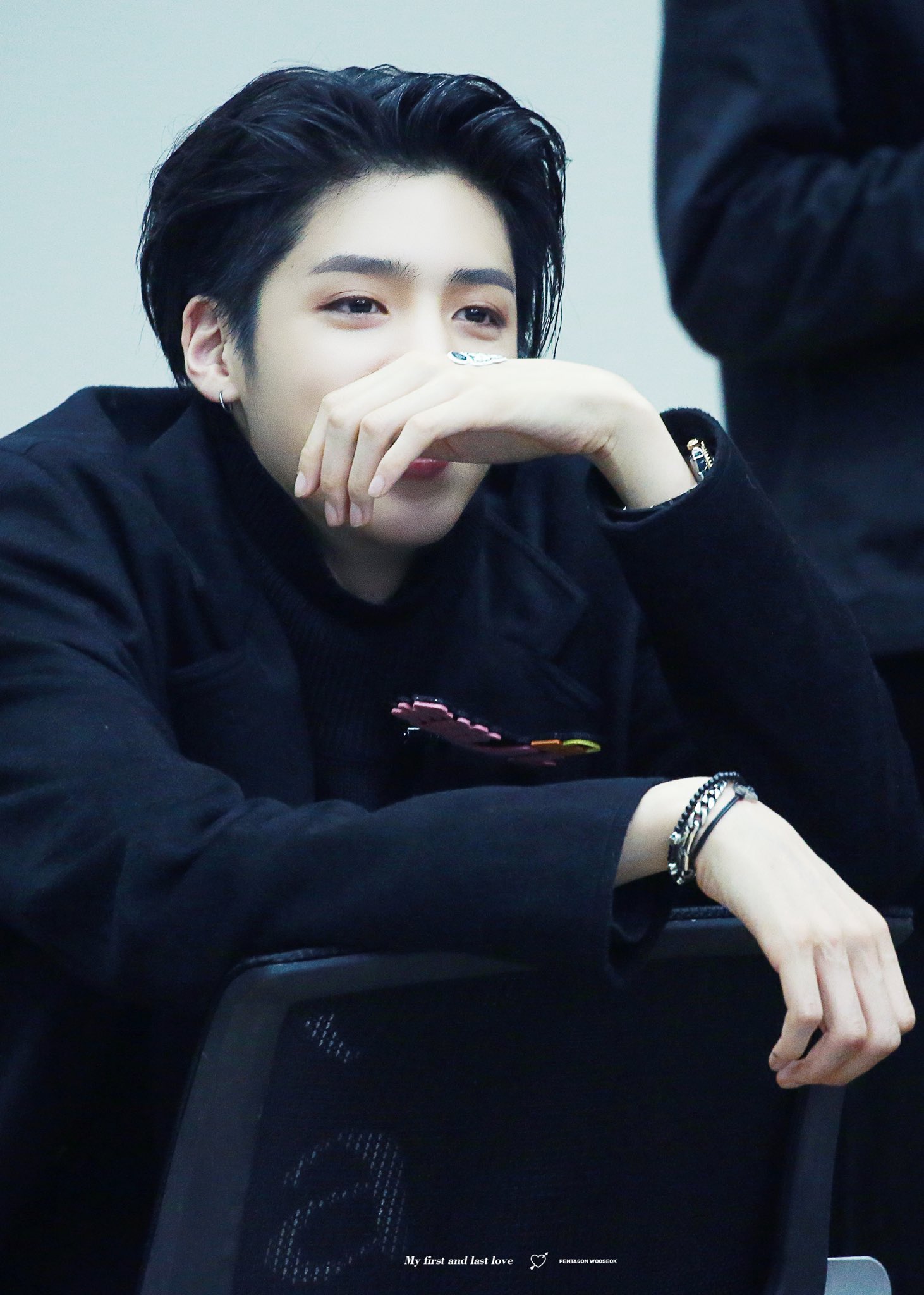 wooseok pics on Twitter: "171215 #펜타곤 #우석 #정우석 #PENTAGON #WOOSEOK…