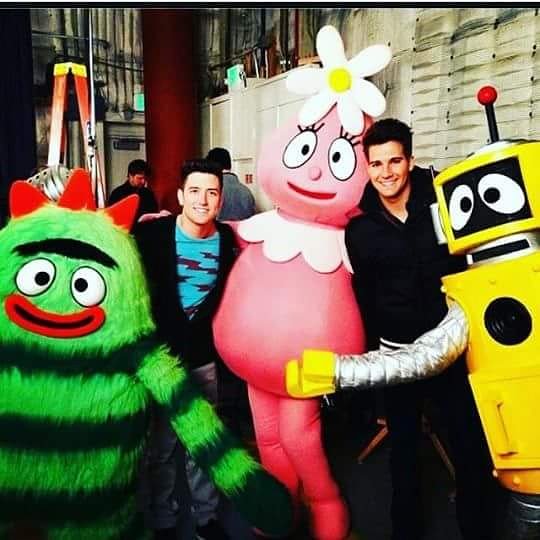 23Rushers tweet picture