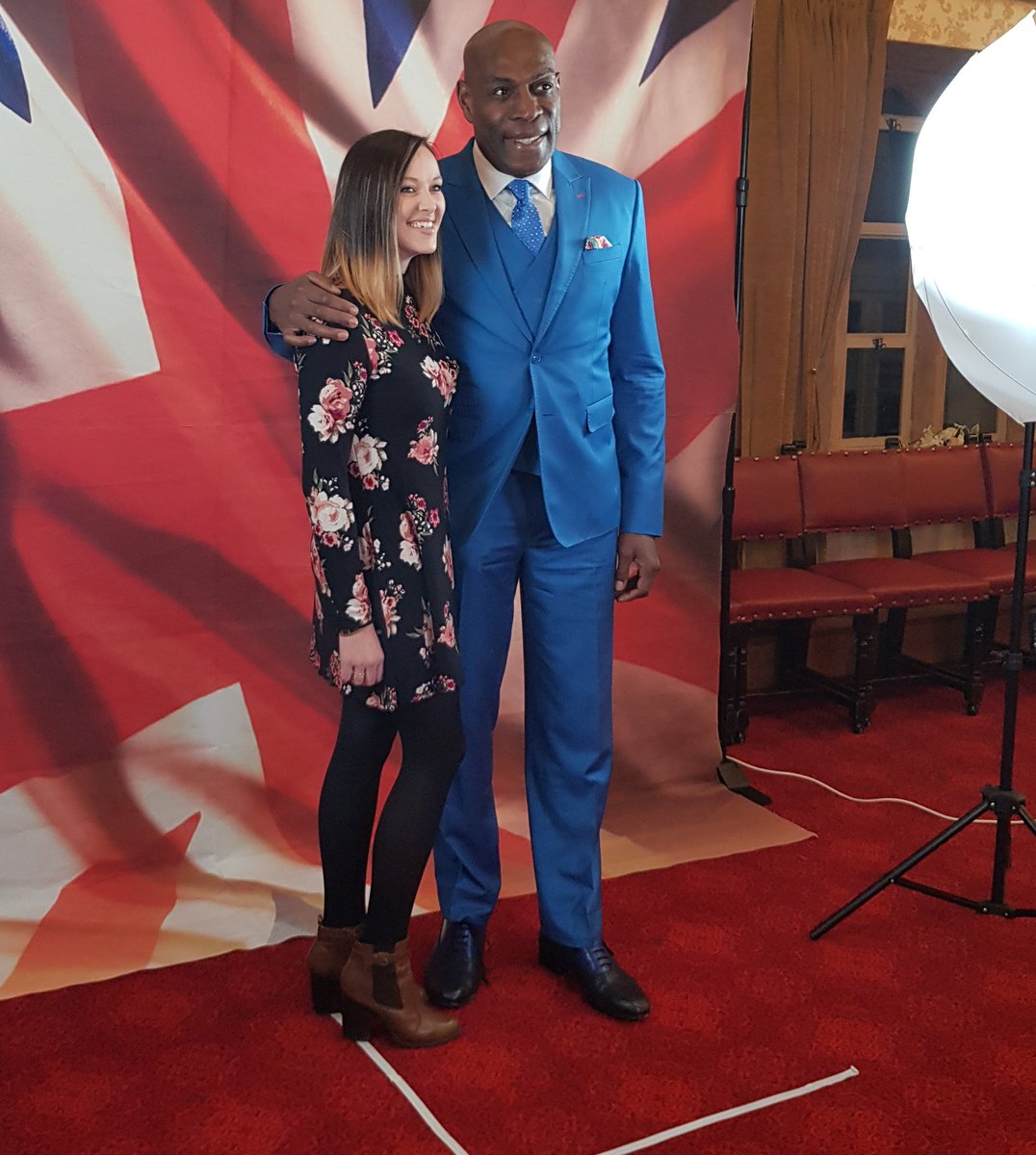 K_Gardner1's tweet photo. The loveliest giant I've ever met ❤ absolutely fantastic evening with @frankbrunoboxer Such a humble soul #legend #letmebefrank https://t.co/lNHnLEKu9q