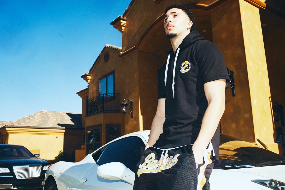 LEG BISHHH (@good_leona) | Twitter