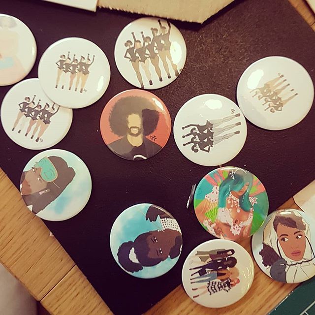 TheEclecticgift's tweet photo. Fridge Magnets ready to be posted and added to my Etsy and website ready for launch 😁 #fridgemagnet #eclecticgift #blackartist #blackartspace #blackgirlmagic #blackart #blackart #fanart #digitalart #blackbusiness #backingmyself #wip #bighairdontcare #workinprogress #bighaird… https://t.co/hVm2IbdorL