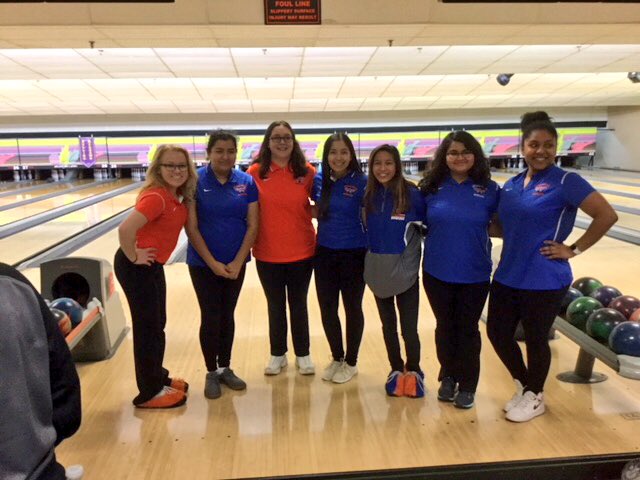 HEHSGBO's tweet photo. Congradulations to all the Seniors this year for showing dedication and hard work towards a great season!! Go hawks!! 🎳🎳 https://t.co/7eMx94kDW4