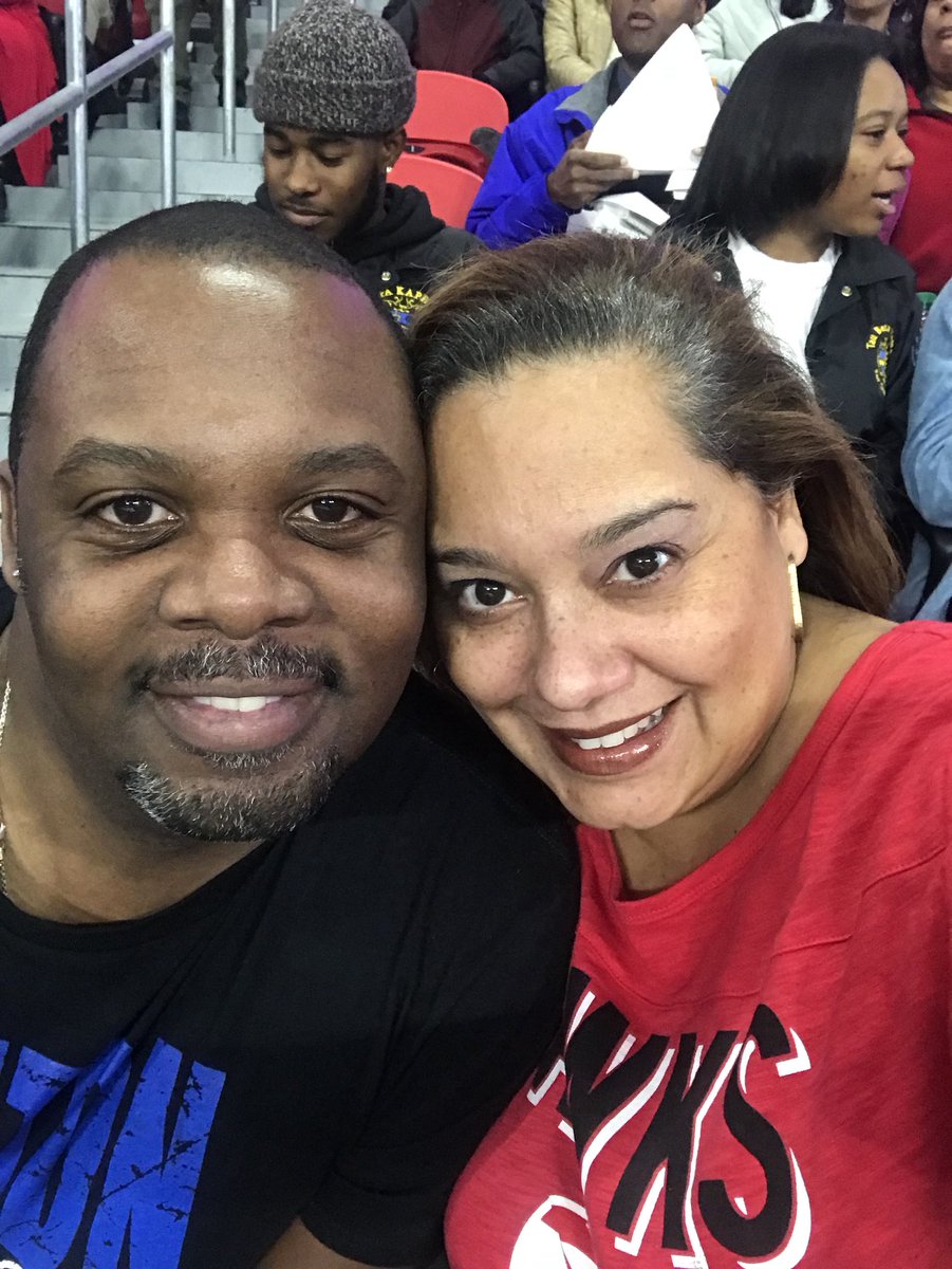 RxLearningRocks's tweet image. Happy birthday baby!  Also NAHs alum Nikina killing it as a Stingette!  So proud! #HBOB @The_Honda