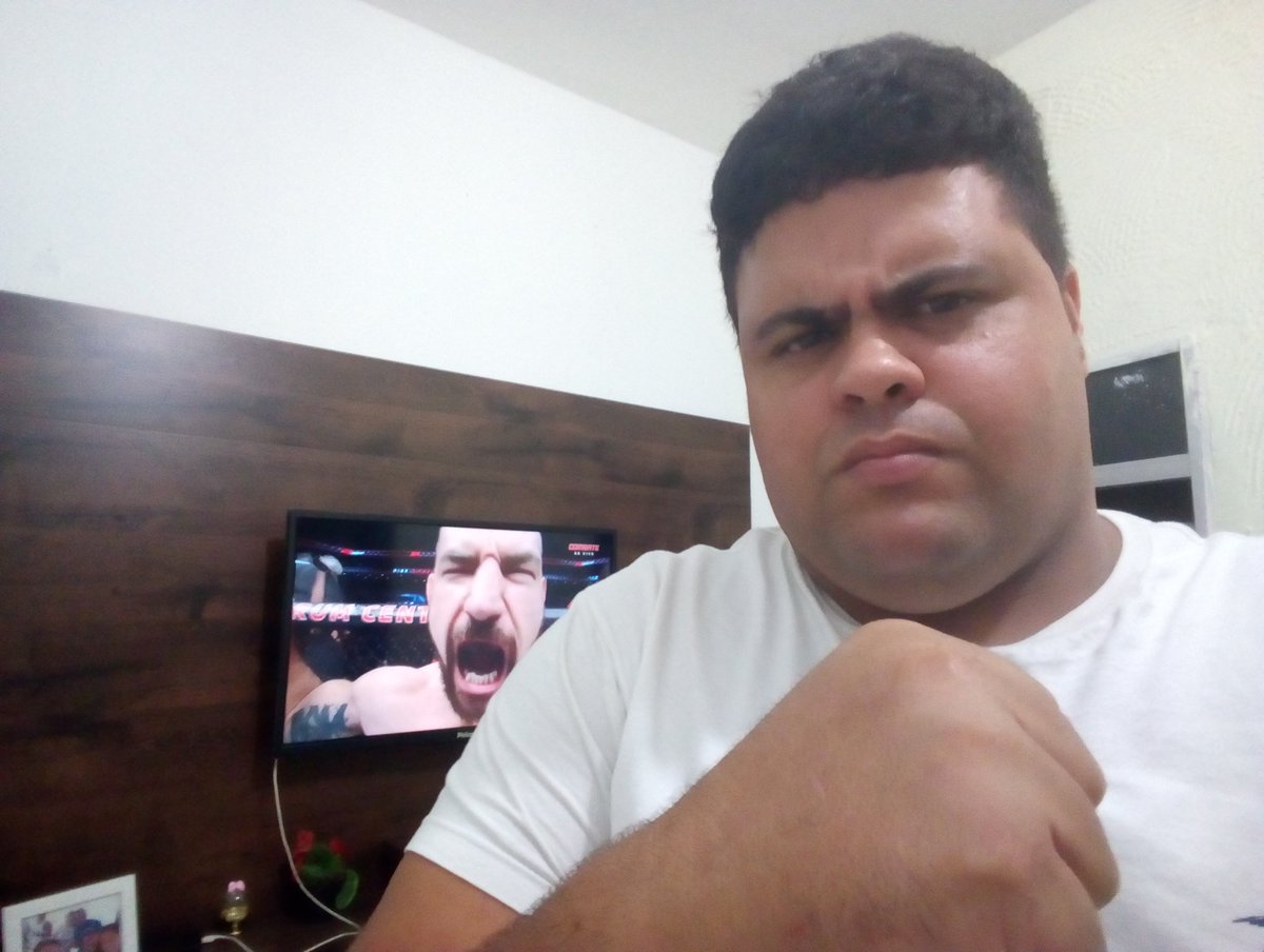 JuarezJnior15's tweet photo. #JacareNoCombate https://t.co/uIlORJDH97