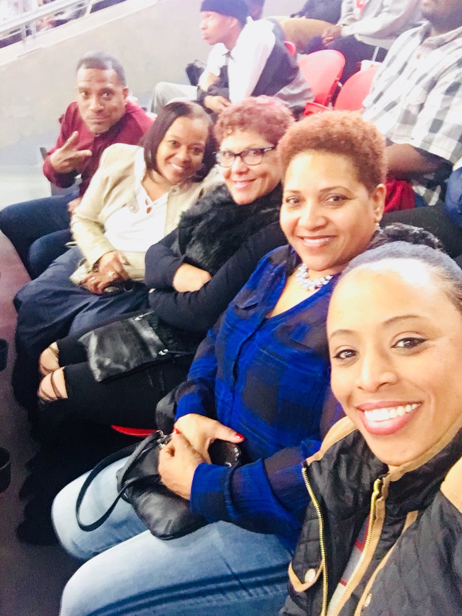 Anttel's tweet photo. Battle of the Bands #HBOB https://t.co/dXU5r4PfxC