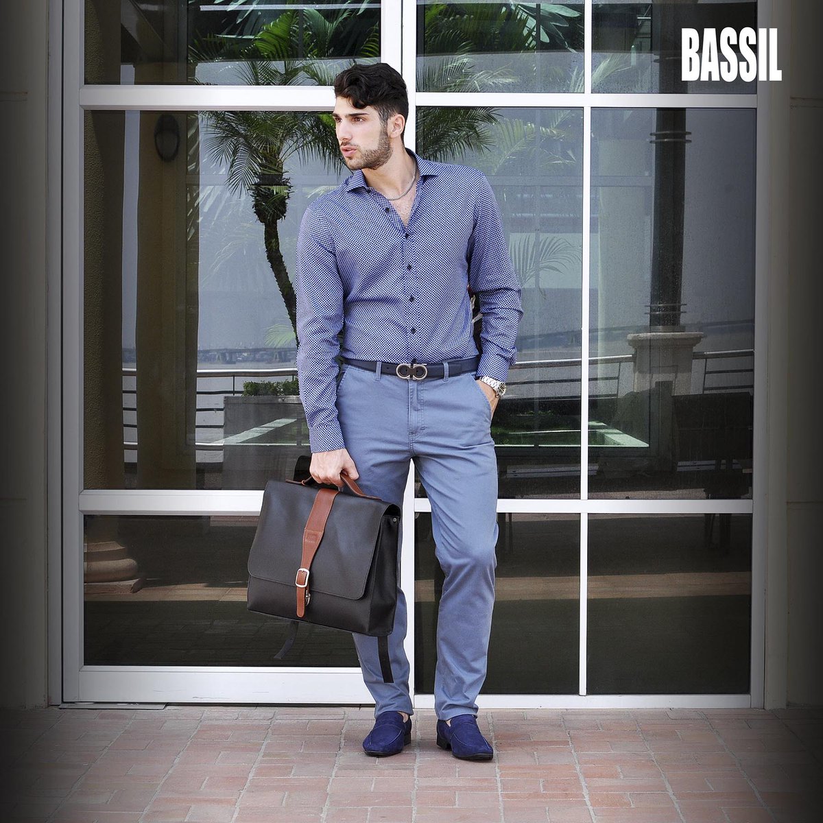 Bassil_Ec's tweet photo. ¡Look ideal para sábado en la noche!.😎
#Pantalones #Bassil #Camisas #Maletines #BassilNewCollection https://t.co/a52SwpDhyn