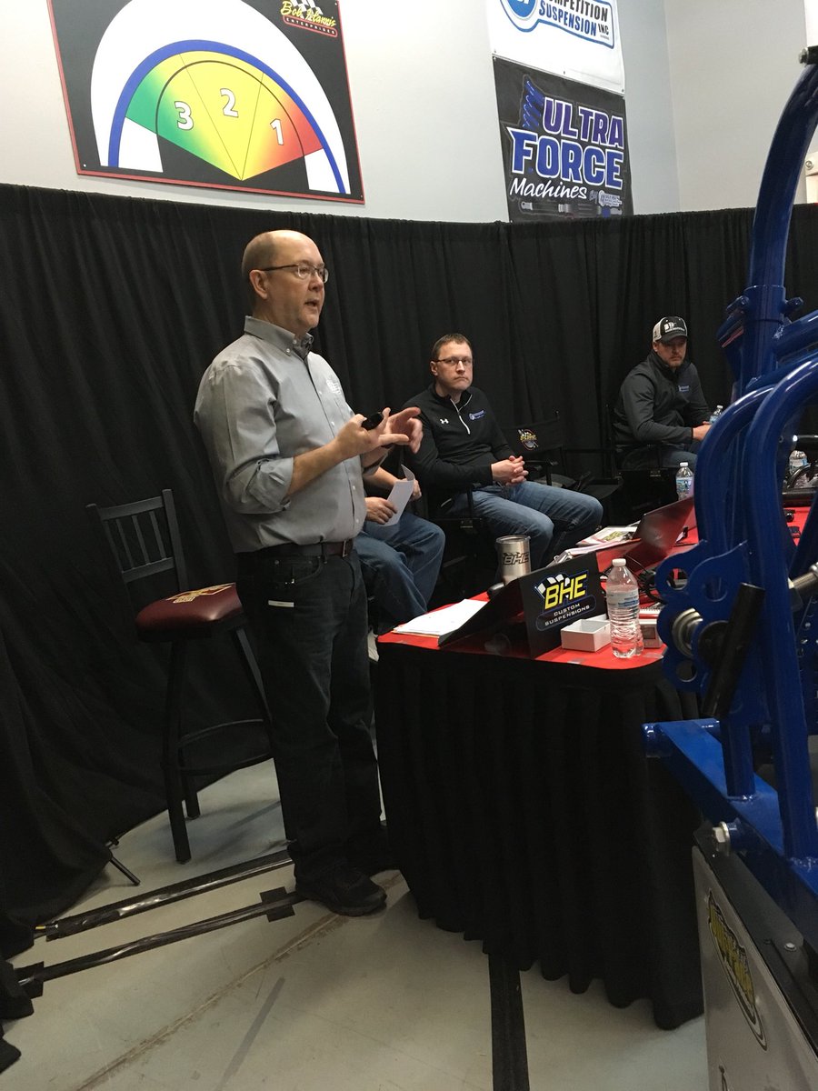 BobHarrisEnt's tweet image. Gaining tips for success while you’re at the track!🏁👍🏻 #KnowledgeIsSpeed