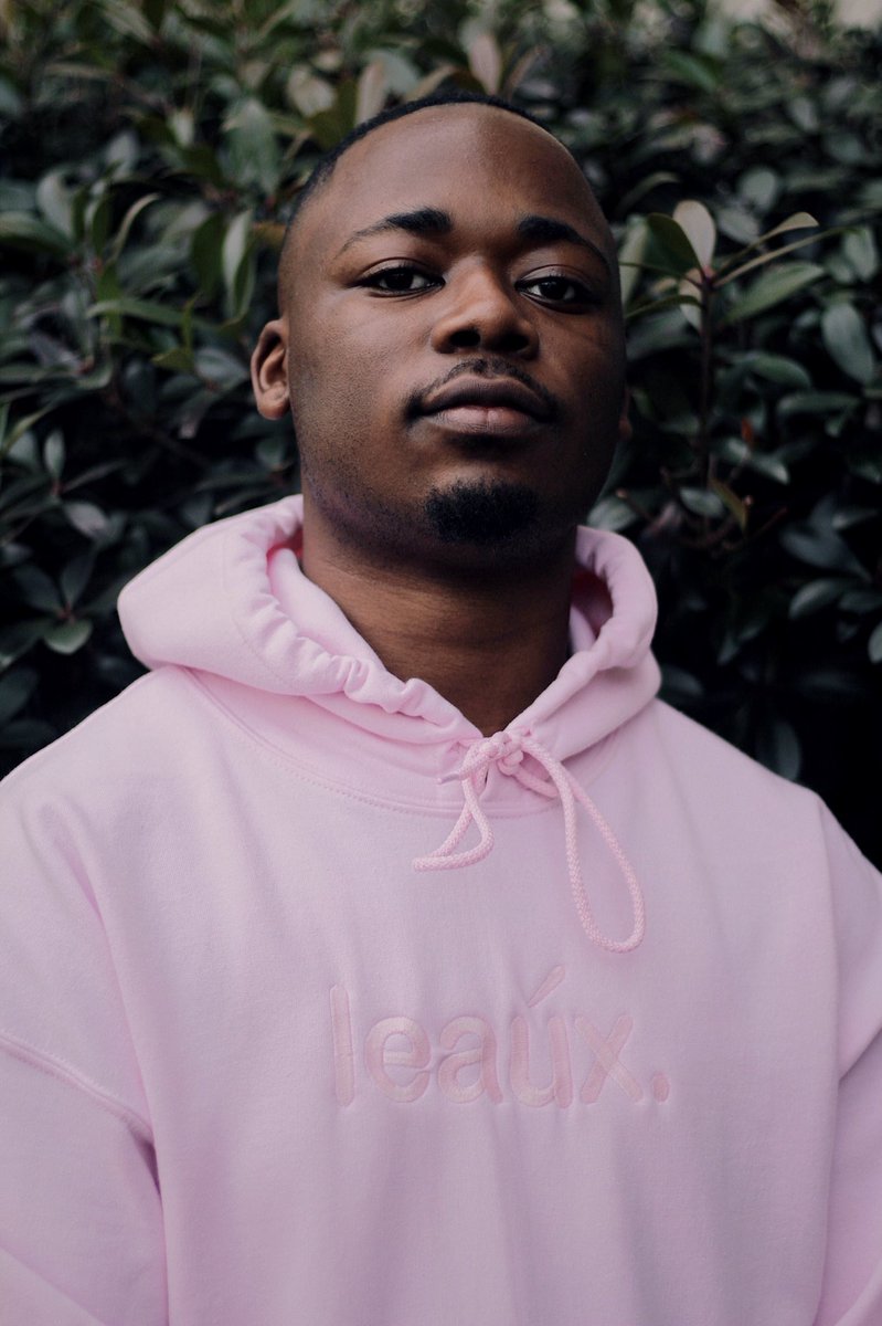 HenryAmazin's tweet photo. Iโm the plug cause I get it for the leaux.
๐ธ: @FRESCObeFLEXXIN #VisualsAF
๐: @fortheleaux #fortheleaux https://t.co/56EvTavFch