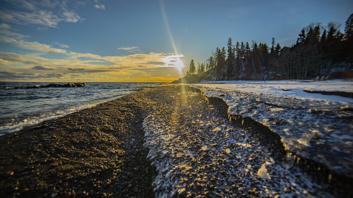 TBHorizons's tweet photo. A perfect sunrise https://t.co/CTdc3lpyqM