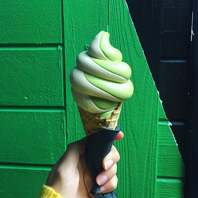 missteasz's tweet photo. Matcha + Korean multigrain soft serve🍦🍵 #missteats #foodjourney https://t.co/gajfwLxN35 https://t.co/uZiF8sxafL