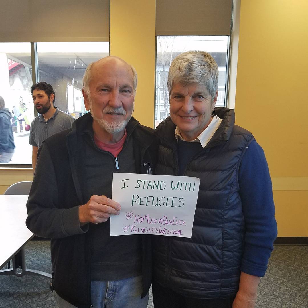 IWRefugees's tweet photo. Join us today to #SendASign and show your support for refugees and immigrants facing dangerous discrimination and attacks on their rights! #RefugeesWelcome #NoMuslimBanEver #NoBanNoWall https://t.co/ysbSeh1ByP